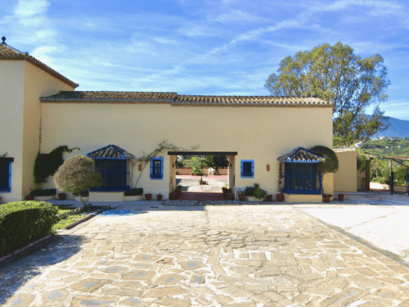 Reduced – Estepona –  Finca –  4000m2 Plot