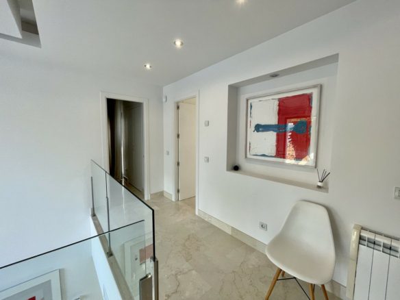 Benahavís – Modern Villa – Gated Community