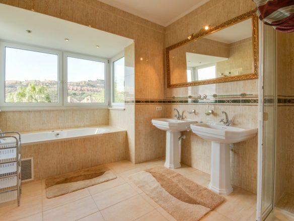 Reduced – Benahavís – Villa – Sea views