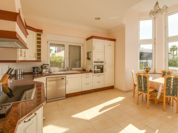Reduced – Benahavís – Villa – Sea views