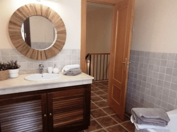 Bank repo – Estepona townhouses – Near Golf & Facilities