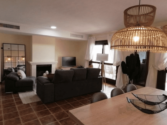Bank repo – Estepona townhouses – Near Golf & Facilities