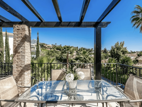 For Rent – Nueva Andalucia – 5 bed villa – Near Los Naranjos Golf Club