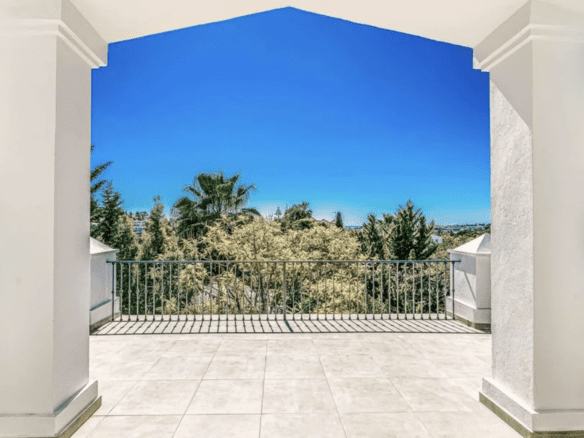 For Rent – Nueva Andalucia – 5 bed villa – Near Los Naranjos Golf Club