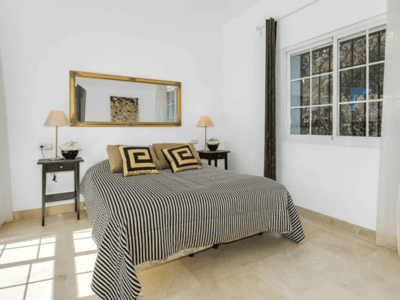 For Rent – Nueva Andalucia – 5 bed villa – Near Los Naranjos Golf Club