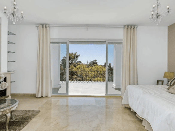 For Rent – Nueva Andalucia – 5 bed villa – Near Los Naranjos Golf Club