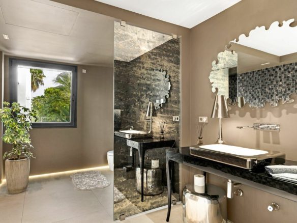 OFF MARKET Nueva Andalucia – Mansion -Tennis -Spa