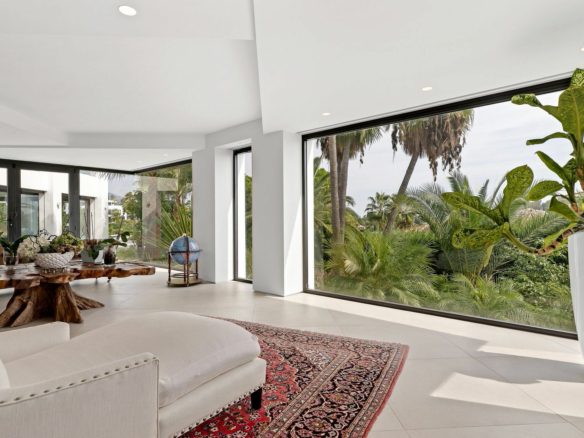 OFF MARKET Nueva Andalucia – Mansion -Tennis -Spa