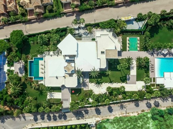 OFF MARKET Nueva Andalucia – Mansion -Tennis -Spa