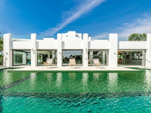 OFF MARKET Nueva Andalucia – Mansion -Tennis -Spa