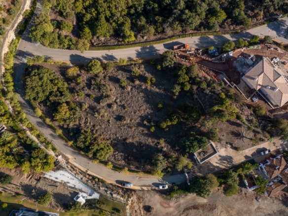 Reduced – Marbella Club Golf Resort Plot – Sea views