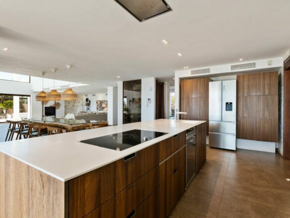 For Sale & Rent 🏠 FRONTLINE GOLF VILLA, PANORAMIC SEA VIEWS, LA ALQUERIA