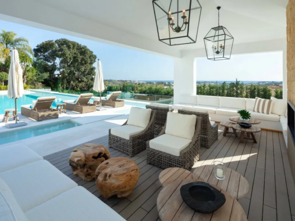 For Sale – Nueva Andalucia – Mansion – Tennis court – Views