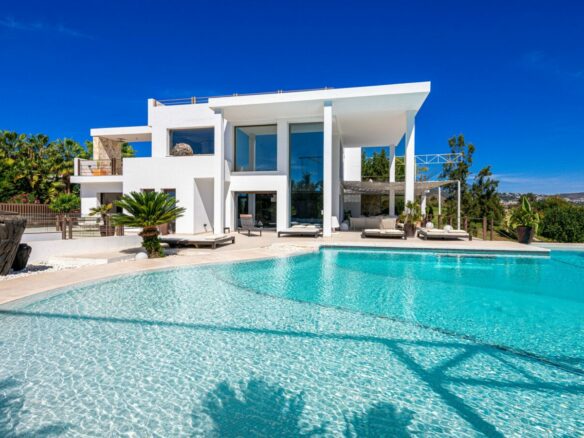 For Sale & Rent 🏠 FRONTLINE GOLF VILLA, PANORAMIC SEA VIEWS, LA ALQUERIA
