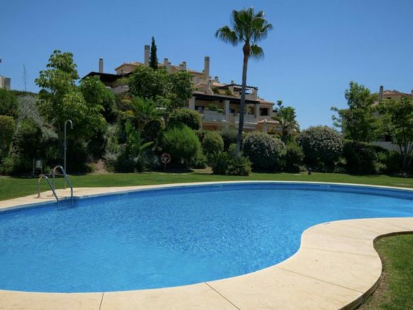 Benahavis – 3bed Apt.-Spa – Indoor Pool