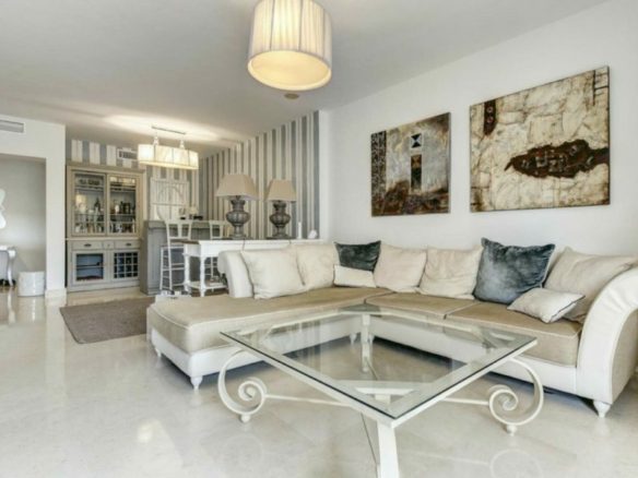 Benahavis – 3bed Apt.-Spa – Indoor Pool