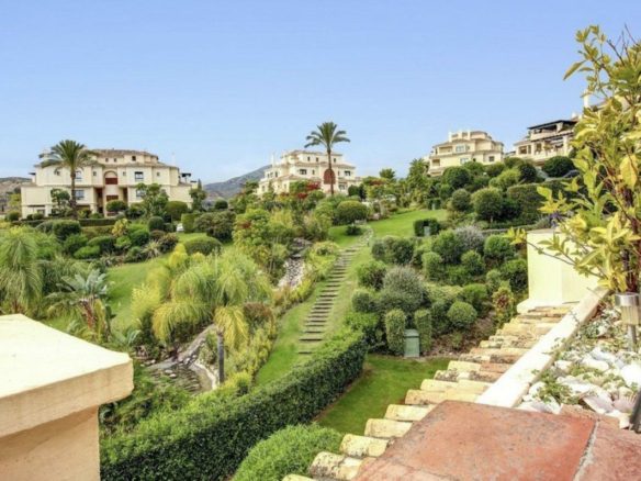 Benahavis – 3bed Apt.-Spa – Indoor Pool