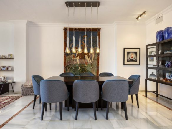 Nueva Andalucia – Penthouse – 3bed – South facing -Sea views