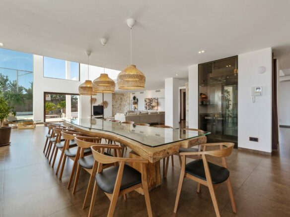 For Sale & Rent 🏠 FRONTLINE GOLF VILLA, PANORAMIC SEA VIEWS, LA ALQUERIA