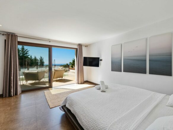 For Sale & Rent 🏠 FRONTLINE GOLF VILLA, PANORAMIC SEA VIEWS, LA ALQUERIA