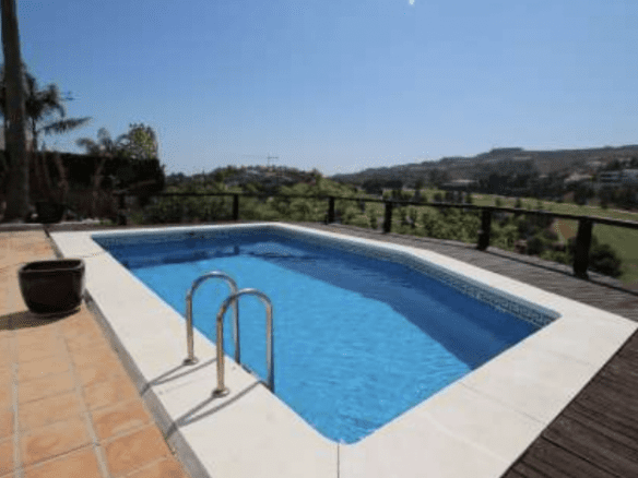 Benahavis – 3 bed Villa – Golf & Sea Views