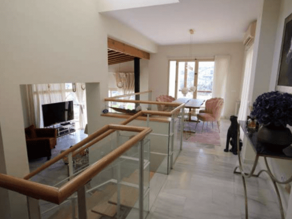 Benahavis – 3 bed Villa – Golf & Sea Views