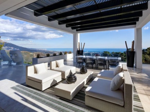 SOLD – La Zagaleta -Modern villa  – Sea views