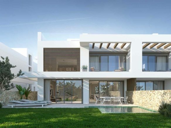 Marbella East – Modern Townhouses -Off Plan -Sea View