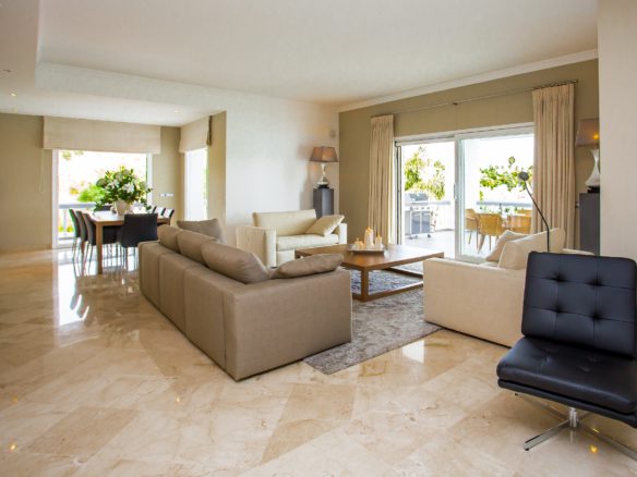 Nueva Andalucia – Best Priced Villa – For Sale & Rent