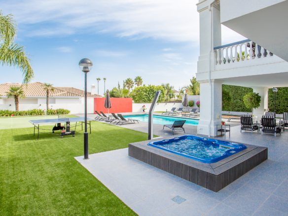 Nueva Andalucia – Best Priced Villa – For Sale & Rent