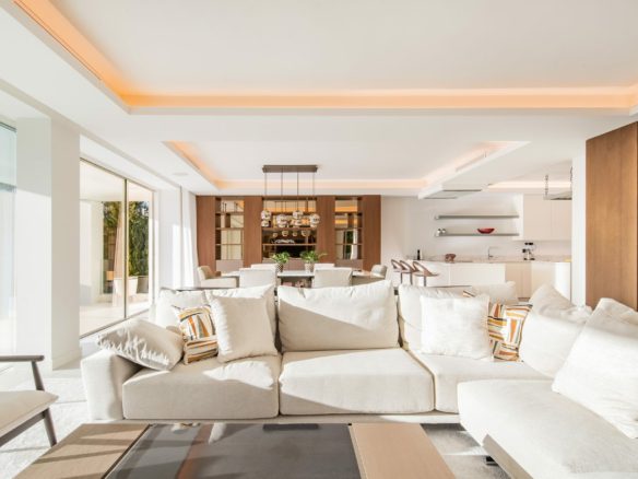 Nueva Andalucia  – New Villa  – Gated Community