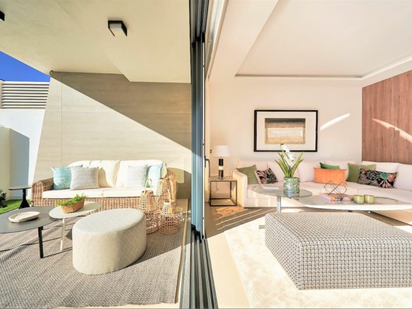 Puerto Banus – Townhouses – New -Walk to Beach
