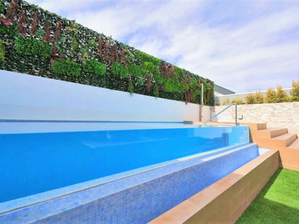 Puerto Banus – Townhouses – New -Walk to Beach