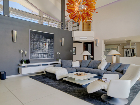 Reserved – Nueva Andalucia – Modern Luxury villa for Sale & Rent