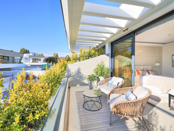 Puerto Banus – Townhouses – New -Walk to Beach