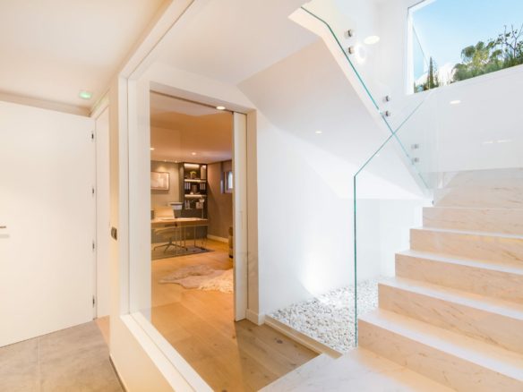 Nueva Andalucia  – New Villa  – Gated Community