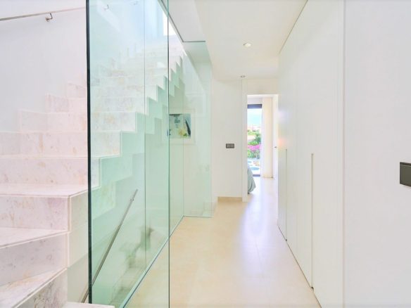 Puerto Banus – Townhouses – New -Walk to Beach