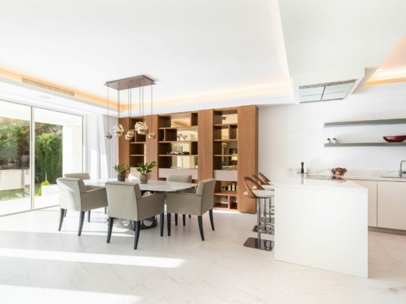 Nueva Andalucia  – New Villa  – Gated Community