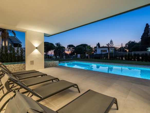 Golden Mile – New Modern villa