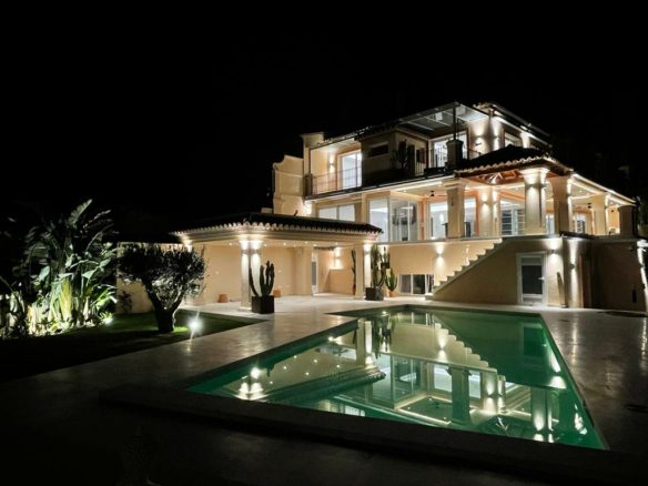 Benahavis – Villa  – Panoramic Views
