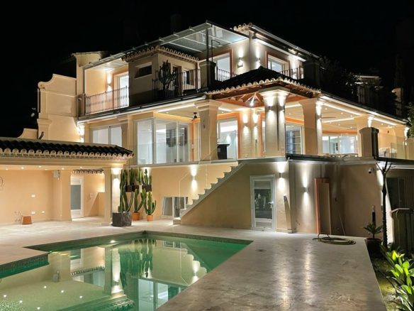 Benahavis – Villa  – Panoramic Views