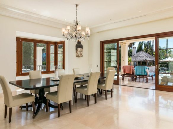 For sale- Golden Mile – Mansion – Sea Views – Gated Community 🏝️🌟