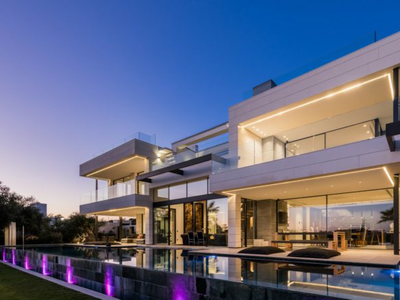 For sale – Golden Mile –  Modern 6B villa 🌴 – Sea & Mountain Views