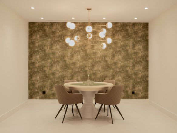 Golden Mile – New Modern Villa – Beachside