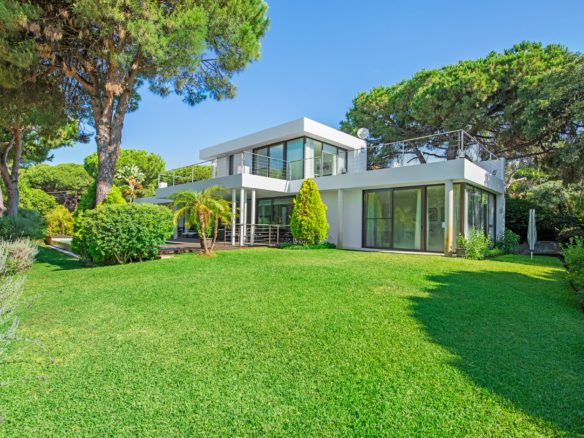 Marbella East  – 1st line Golf Villa