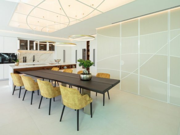 Marbella East -Modern Villa – Walk to Beach – Gated