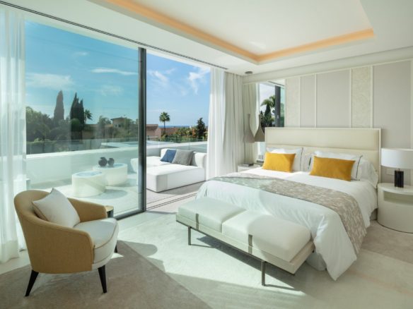 Marbella East -Modern Villa – Walk to Beach – Gated