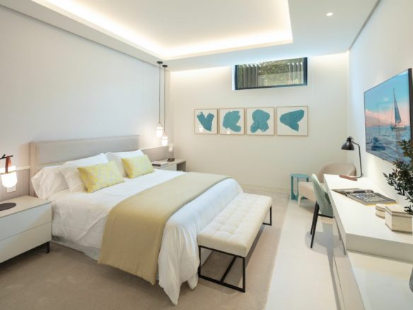 Marbella East -Modern Villa – Walk to Beach – Gated