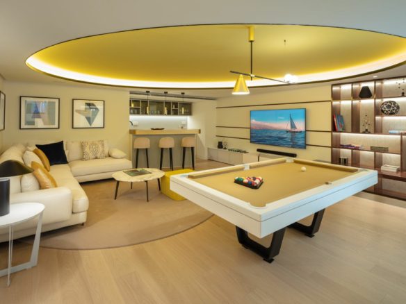 Marbella East -Modern Villa – Walk to Beach – Gated