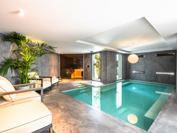 Nueva Andalucia – Modern Villa  -Turnkey Ready